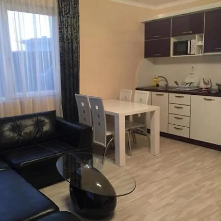 Aparthotel Bahami 3*