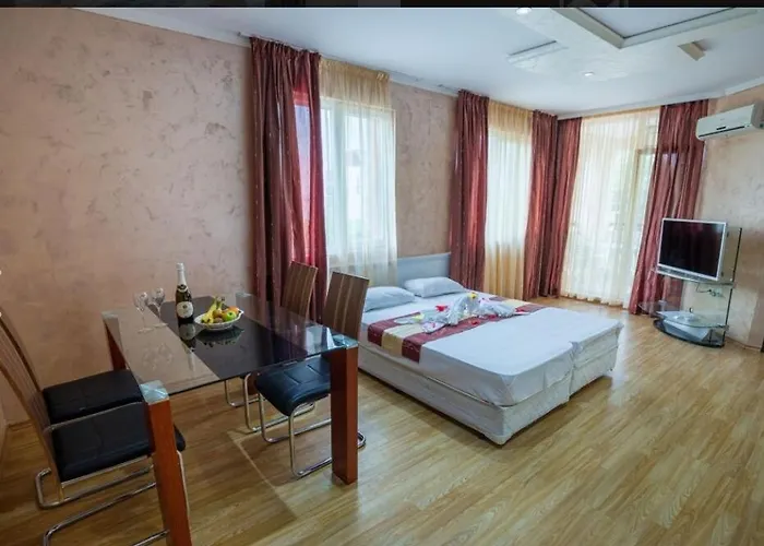 Hotel apartamentowy Bahami 3*