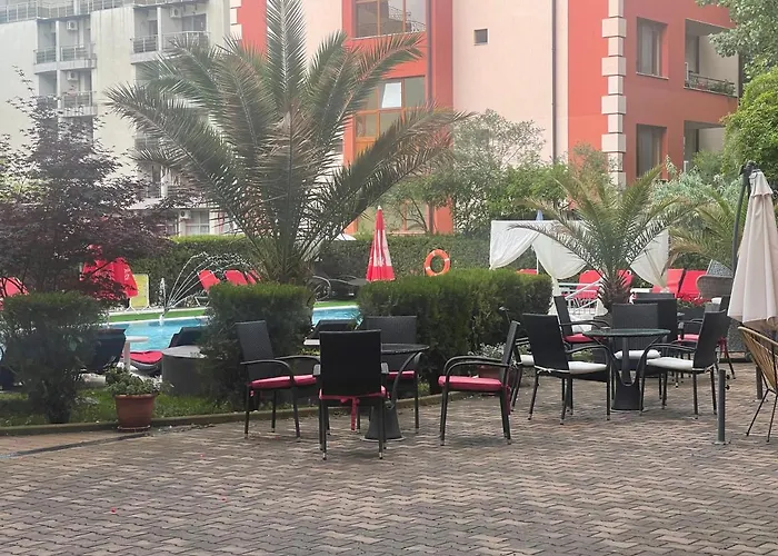 Hotel apartamentowy Bahami Słoneczny Brzeg