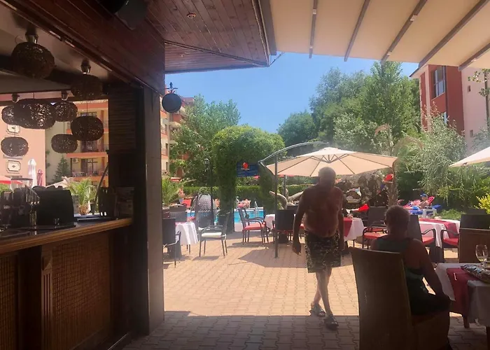 Hotel apartamentowy Bahami 3*