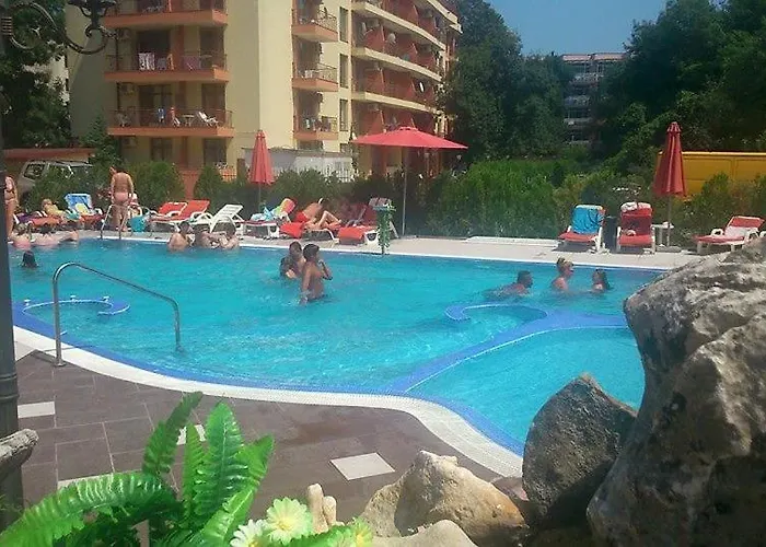 Ξενοδοχείο με διαμερίσματα Bahami Σάνι Μπιτς