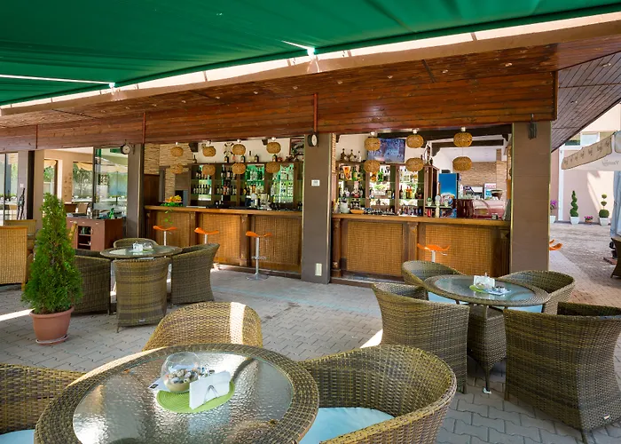 Apartmanhotel Bahami Napospart