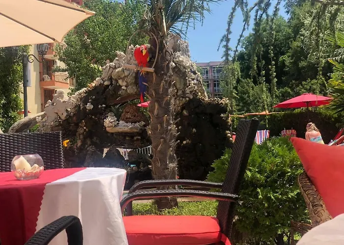 Ξενοδοχείο με διαμερίσματα Bahami 3*