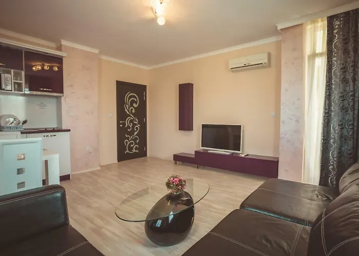 Bahami Apartmanhotel 3*