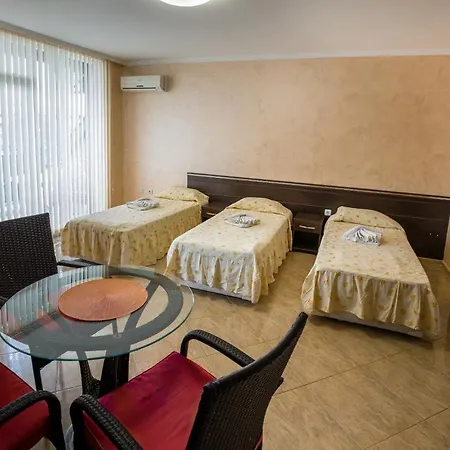 Lejlighedshotel Bahami 3*