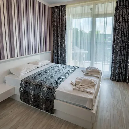 Bahami 3* Sunny Beach