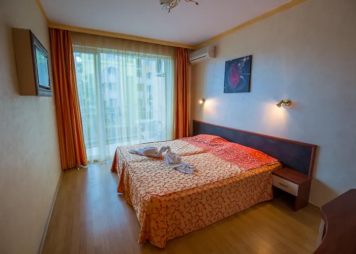 Bahami Апарт-отель 3*