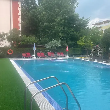 Bahami Slantchev Briag