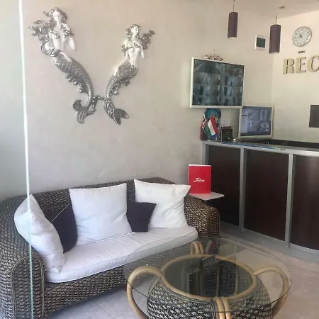 Bahami شقة فندقية