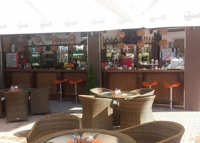 Bahami Apartmanhotel 3*