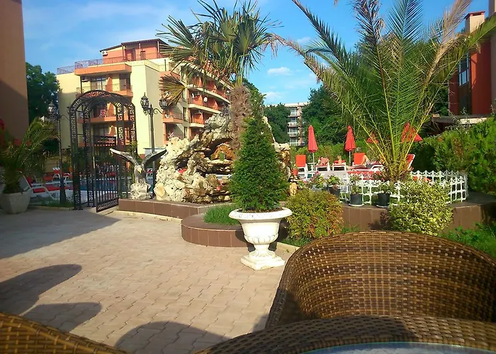 Bahami Apartmanhotel