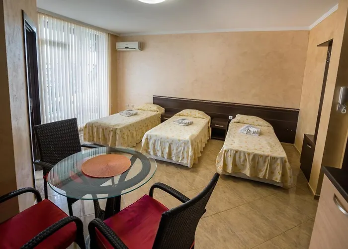 Apartmanhotel Bahami 3*